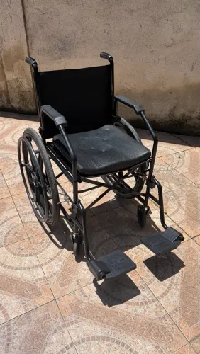 Cadeiras de rodas dobrável e desmontável 