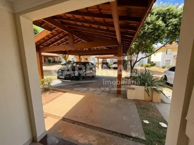 Condomínio seguro, com portaria 24 horas, com lazer completo, e pertinho do Shopping Iguat