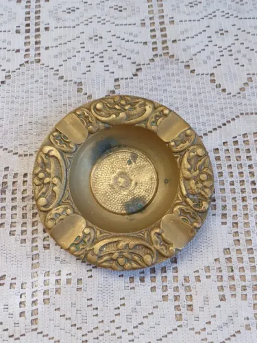 Cinzeiro bronze antigo decorativo