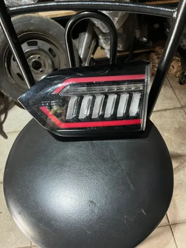 Lanterna Direita Tampa Cherry Tiggo 8 Pro 2025