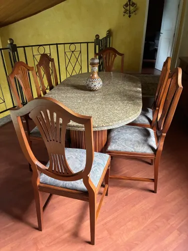 Mesa com tampo de granito 6 cadeiras