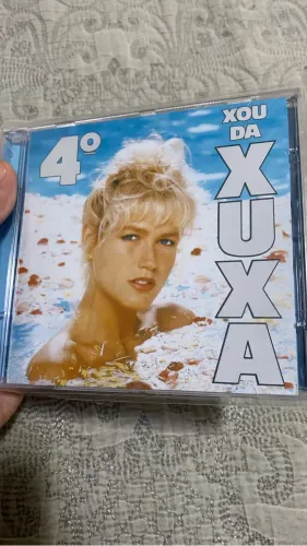 CD XUXA 4 ( estado de novo)