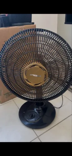 Vendo Ventilador 6 pás em estado de novo