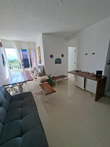 ALUGO APT2/4 suíte mobiliado em Jardim das Margaridas 9 andar, elevadores. R$1900,00