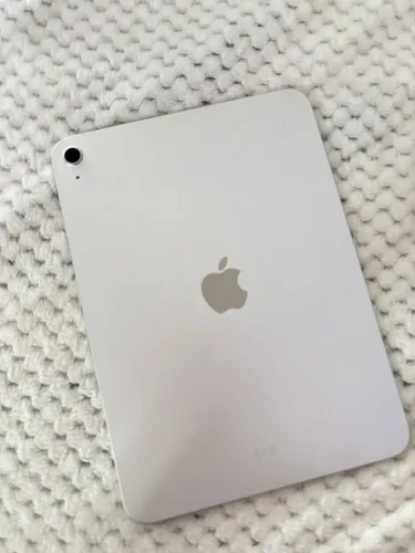 Ipad 11º em perfeito estado sem marca de uso.