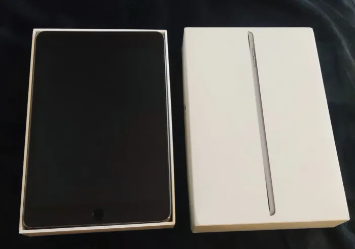 iPad Mini 4 Apple - Tela Retina 2K Perfeita (Leitura / Casa Inteligente)