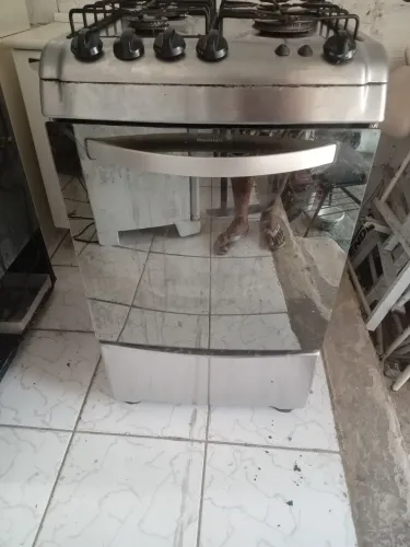 VENDO UM FOGAO ELETROLUX 4 BOCAS 