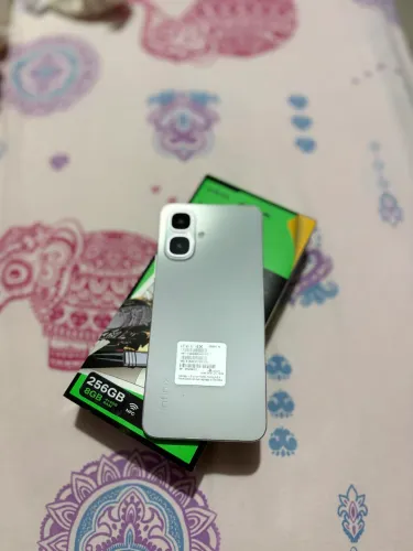 Vende-se lnfinix smart 10