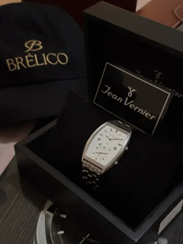 Relógio Jean Vernier duplo GMT