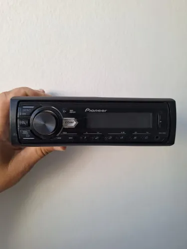 Pioneer MVH-98UB 