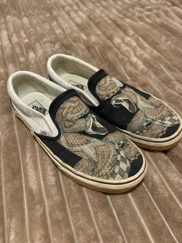 Tênis vans slip on 43
