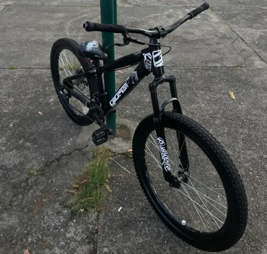Gios FRX Aro 26 Freio Hidráulico - bem cuidada