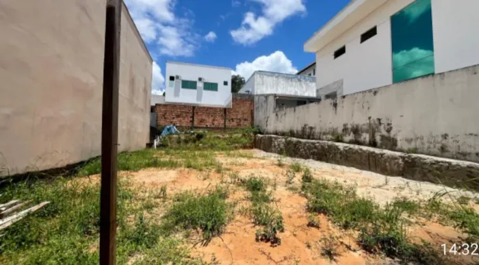 Terreno no Parque das Laranjeiras em Manaus