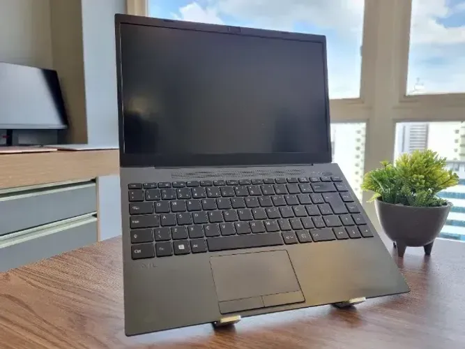 Notebook Vaio VJFE41F11X - Core i3 | 8ª geração | 256GB SSD | 4GB DDR4 | 14"