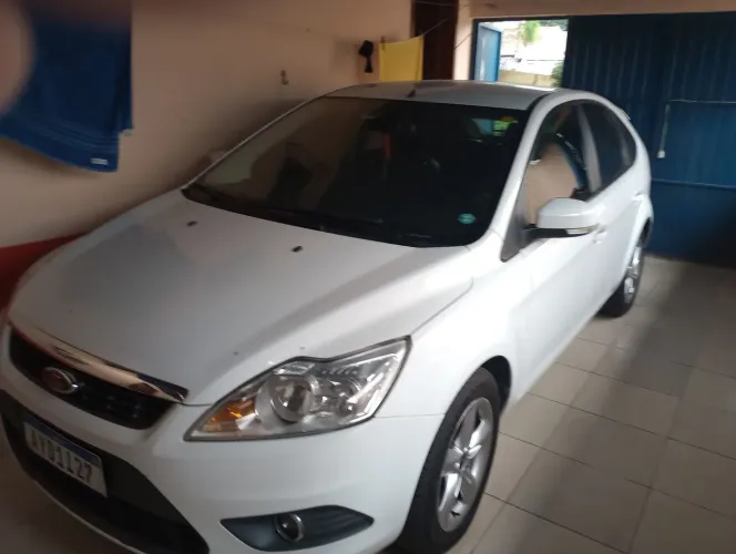 Ford Focus 2.0 16v/se/se Plus Flex 5P Aut. 2013