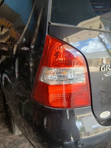 Lanterna traseira nissan livinia original  