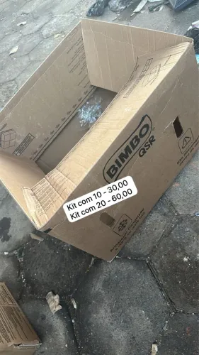 Caixas para transporte e mudanças. 