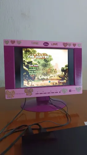 TV Televisão LCD 14 POLEGADAS Disney Princesas. (IMPECÁVEL)