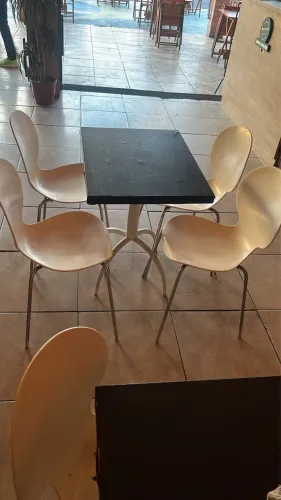 Mesa para bar e restaurante 