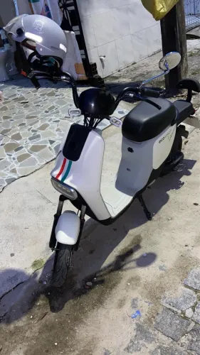 Moto elétrica