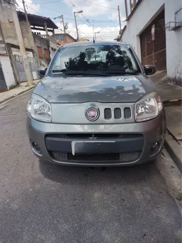 Fiat Uno Vivace Celeb. 1.0 EVO F.flex 8V 5P 2014