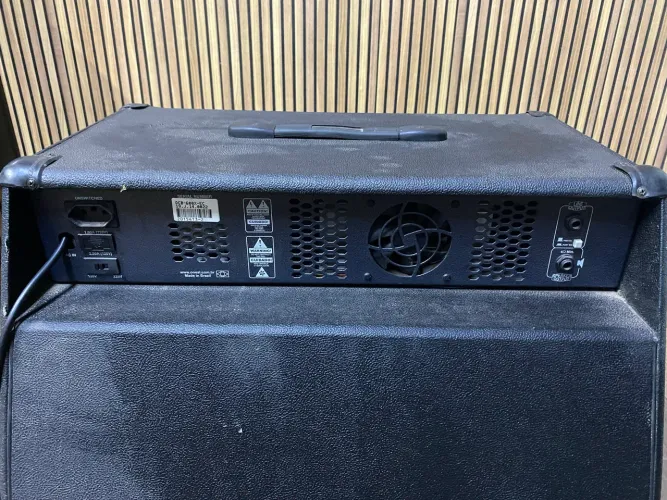 AmplificadorOneal OCB600x para contra baixo