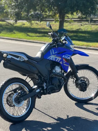 Yamaha XTZ 250 Lander BlueFlex ABS + 2 Capacetes | Excelente Estado