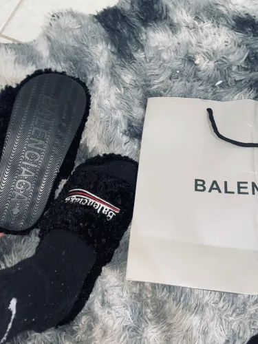 Balenciaga slide/chinelo (preço negociável)