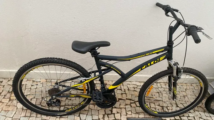 Caloi Andes aro 26 - 21 marchas Bicicleta muito conservada e com pouquíssimo uso.