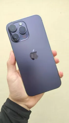 Vendo ou troco iPhone 14 Pro max 256 Gb bateria ? 86% todo original