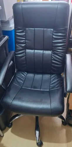 Cadeira de Escritório modelo chefe 
