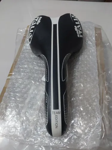 SELIM SELLE ITALIA base de Carbono