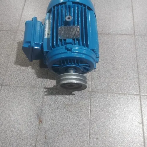 Motor de 6 cv