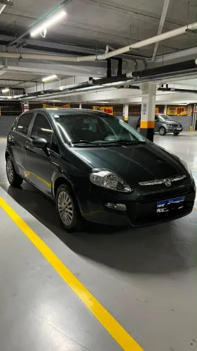 Fiat Punto Attractive 1.4 Fire Flex 8V 5P 2013