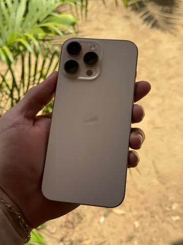 iPhone 16 Pro Max 256GB Desert