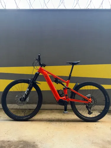 Specialized Levo G4 Comp Carbon 2026 S3 Laranja
