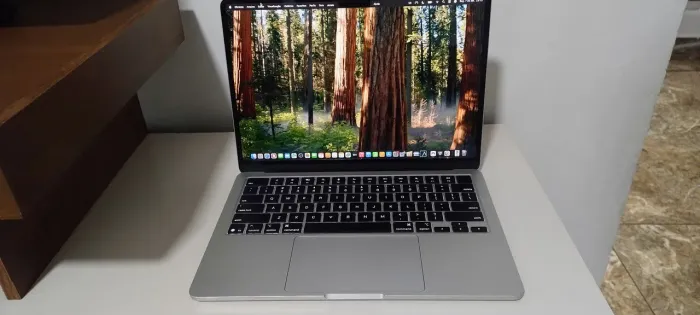 MACBOOK AIR M4 - 16GB RAM - SSD 256GB | IMPECÁVEL!