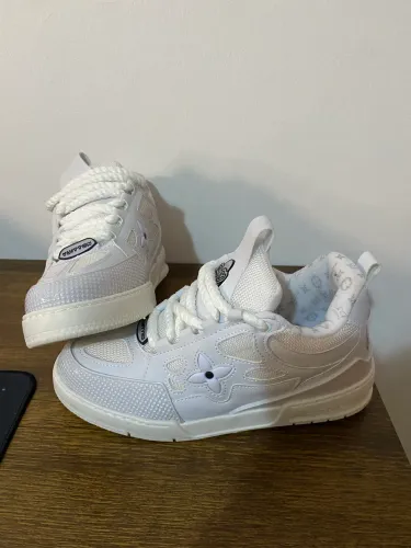 Tênis Louis Vuitton Branco