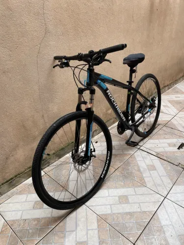 Bicicleta mountain bike Rockrider ST120 preta, aro29
