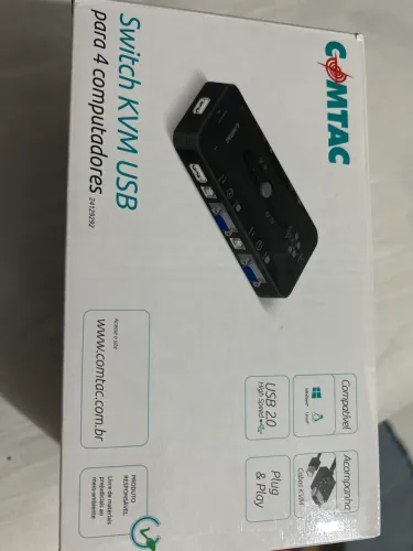 Switch KVM USB Comtac para 4 Computadores VGA + USB - Completo
