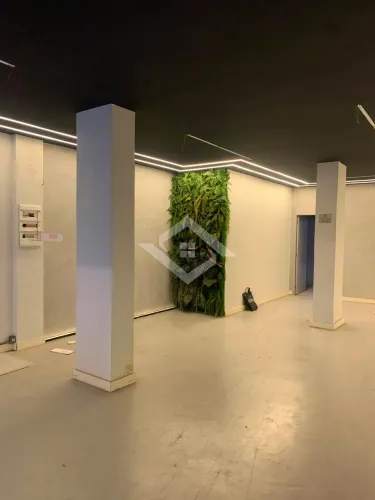 Loja Comercial de 145m² para Locação no Leblon Frente para Rua