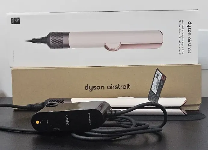Dyson Airstrait 220V