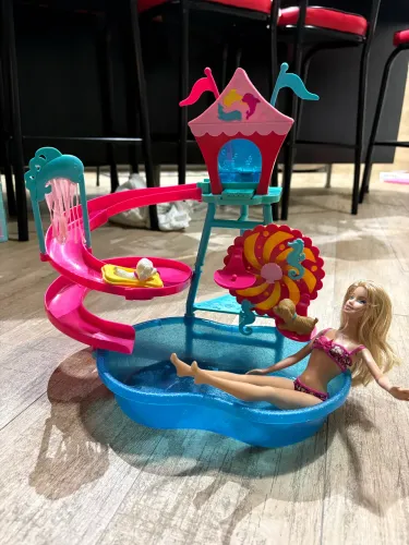 parque aquático barbie 2010