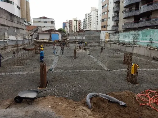 AJUDANTE DE ELETRICISTA SEM EXPERIENCIA!!! (que não procure um emprego..sim profissão!!)