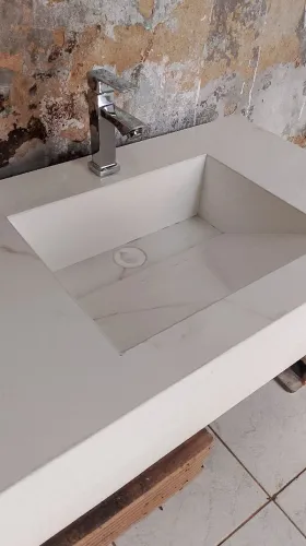 PIA SEMI PORCELANATO