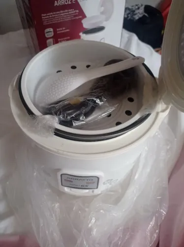 Panela elétrica de arroz 