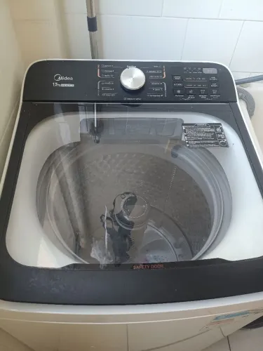 Máquina de lavar roupa 13kg Midea - super nova