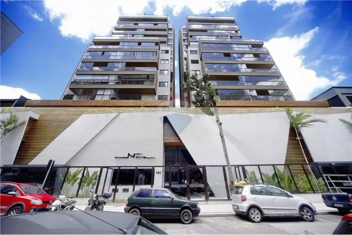 Apartamento com 04 suítes na Rua Dr. Gil Horta - Perto do Colégio dos Jesuítas ! Parte pla
