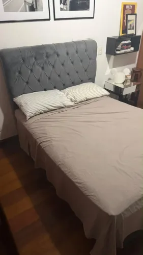 Cama casal (colchão + box) + cabeceira