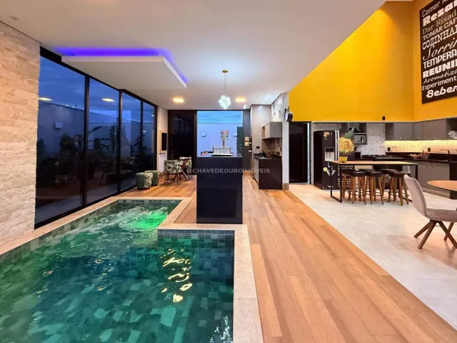 Casa à Venda no Condomínio Damha 3 em Uberaba